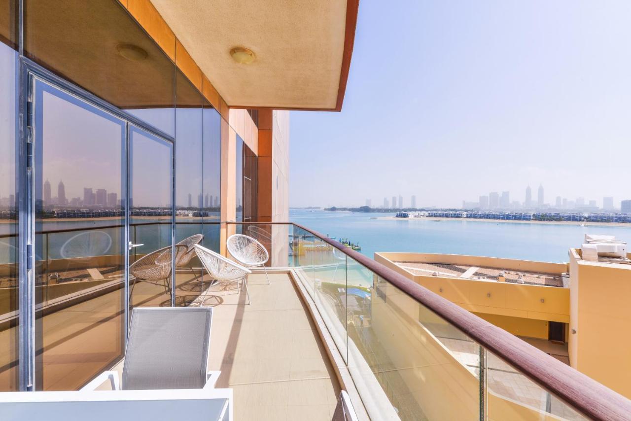 Tiara - Luxury Palm Jumeirah - Private Beach And Pool! Apartment Dubai Luaran gambar