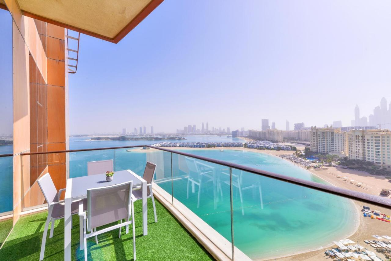 Tiara - Luxury Palm Jumeirah - Private Beach And Pool! Apartment Dubai Luaran gambar